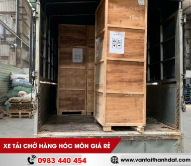 Thuê Xe Tải Chở Hàng Hóc Môn Giá Rẻ | Gọi Ngay Thành Đạt!