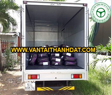 Dịch vụ thuê xe tải chở hàng tại Hiệp Thành Quận 12 TPHCM giá rẻ, uy tín