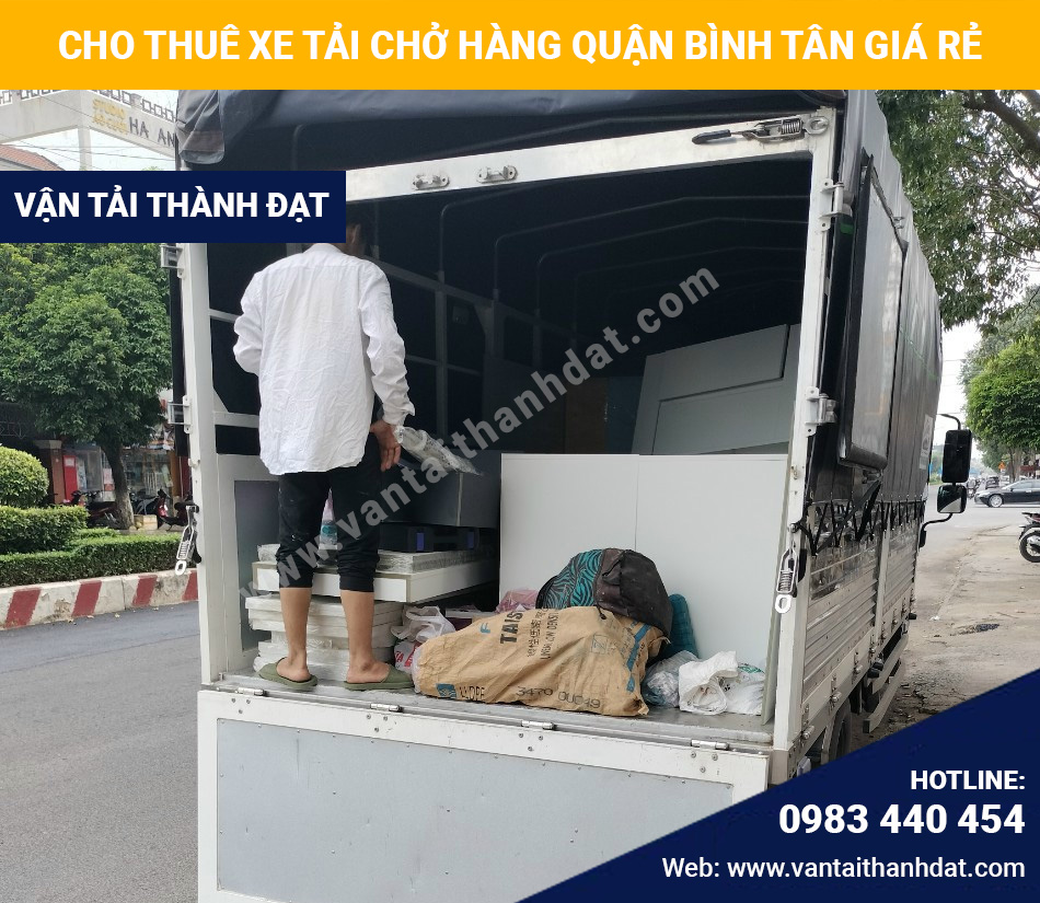 xe-tai-cho-hang-quan-binh-tan