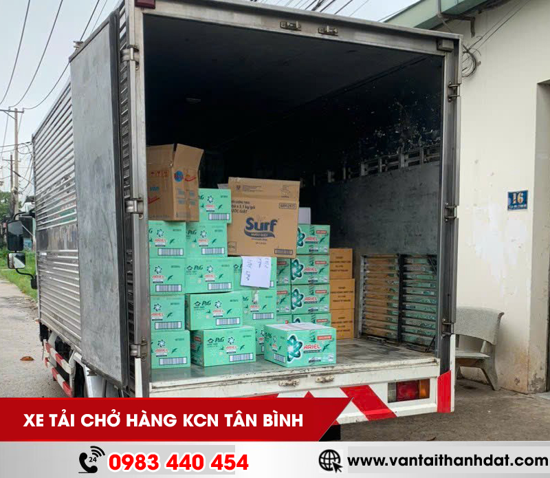xe-tai-cho-hang-kcn-tan-binh-gia-re