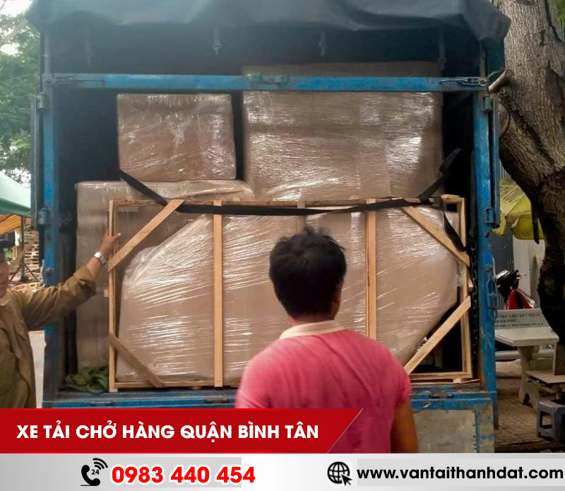 xe-tai-cho-hang-quan-binh-tan-gia-re