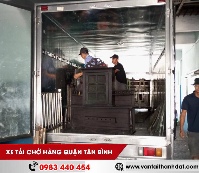 xe-tai-cho-hang-quan-tan-binh